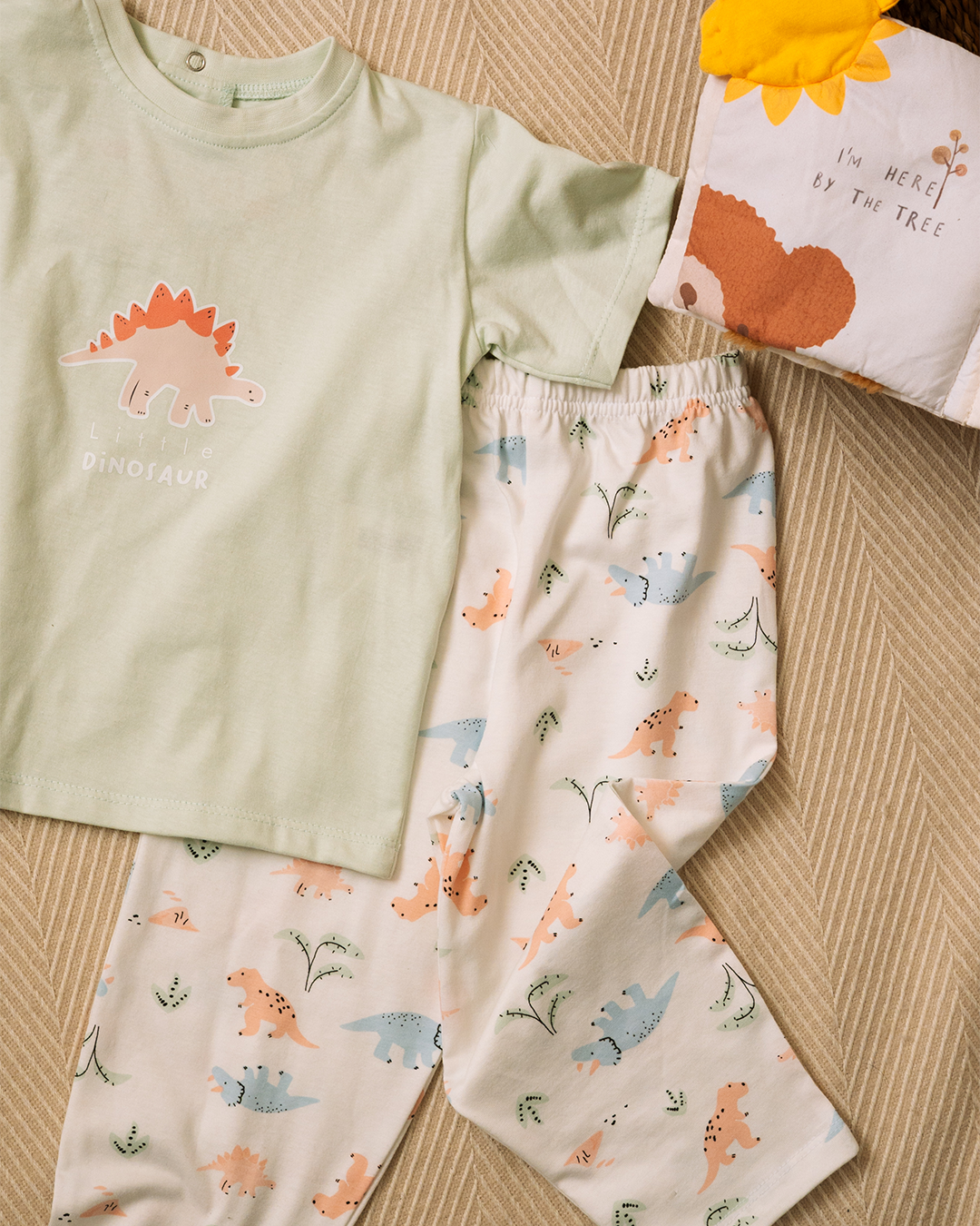 بيجاما أطفال أولادي بتصميم الديناصور الصغير