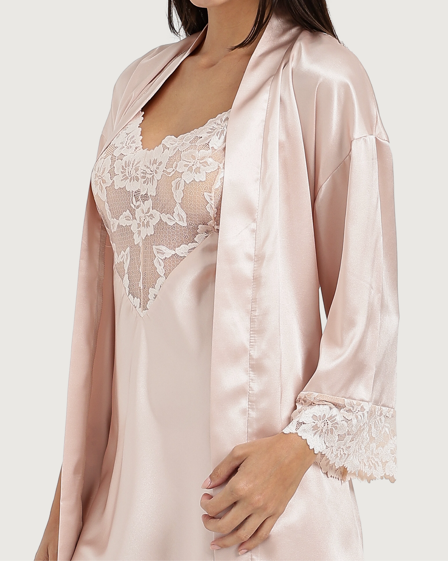 طقم ستان قميص قصير و روب