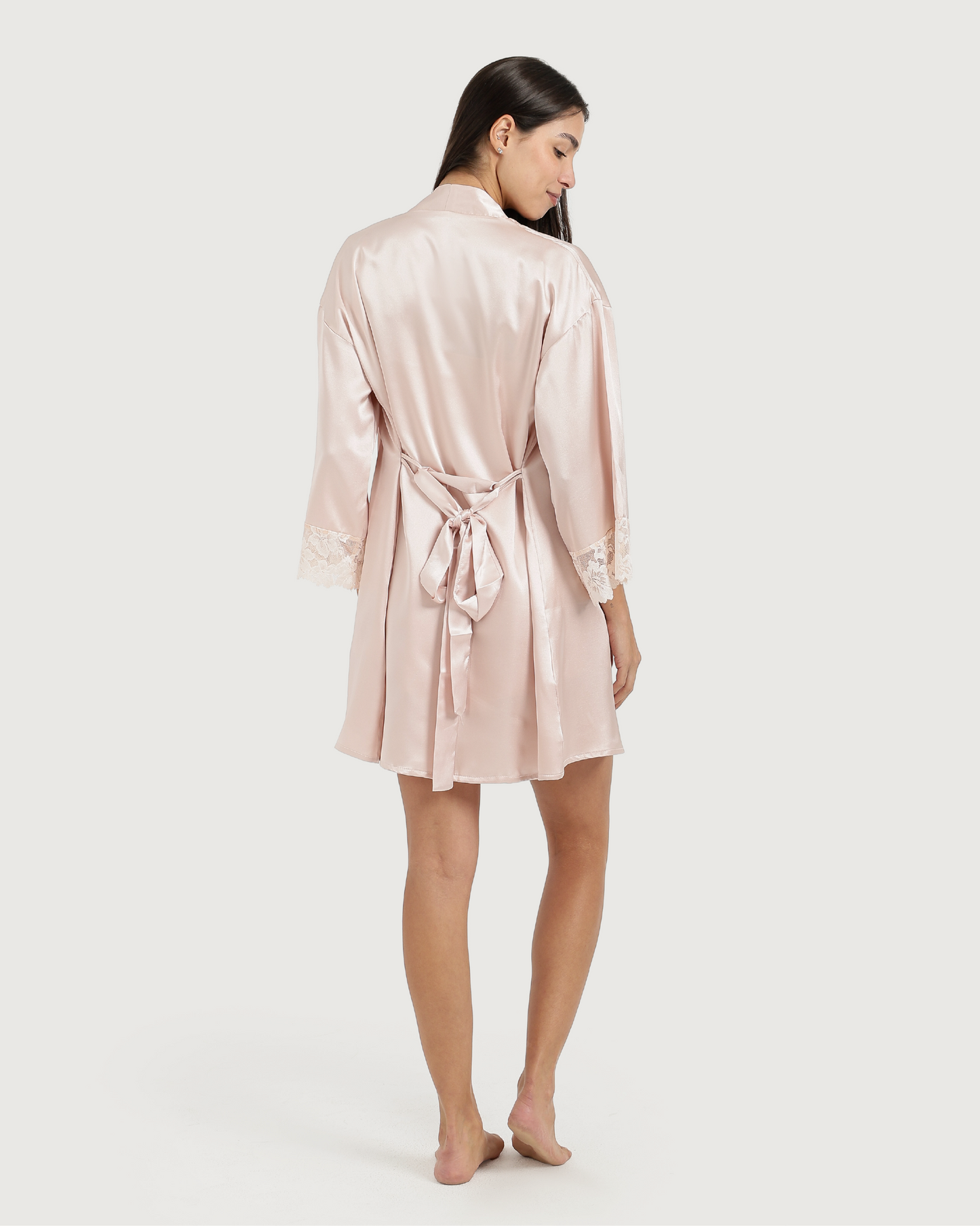 طقم ستان قميص قصير و روب