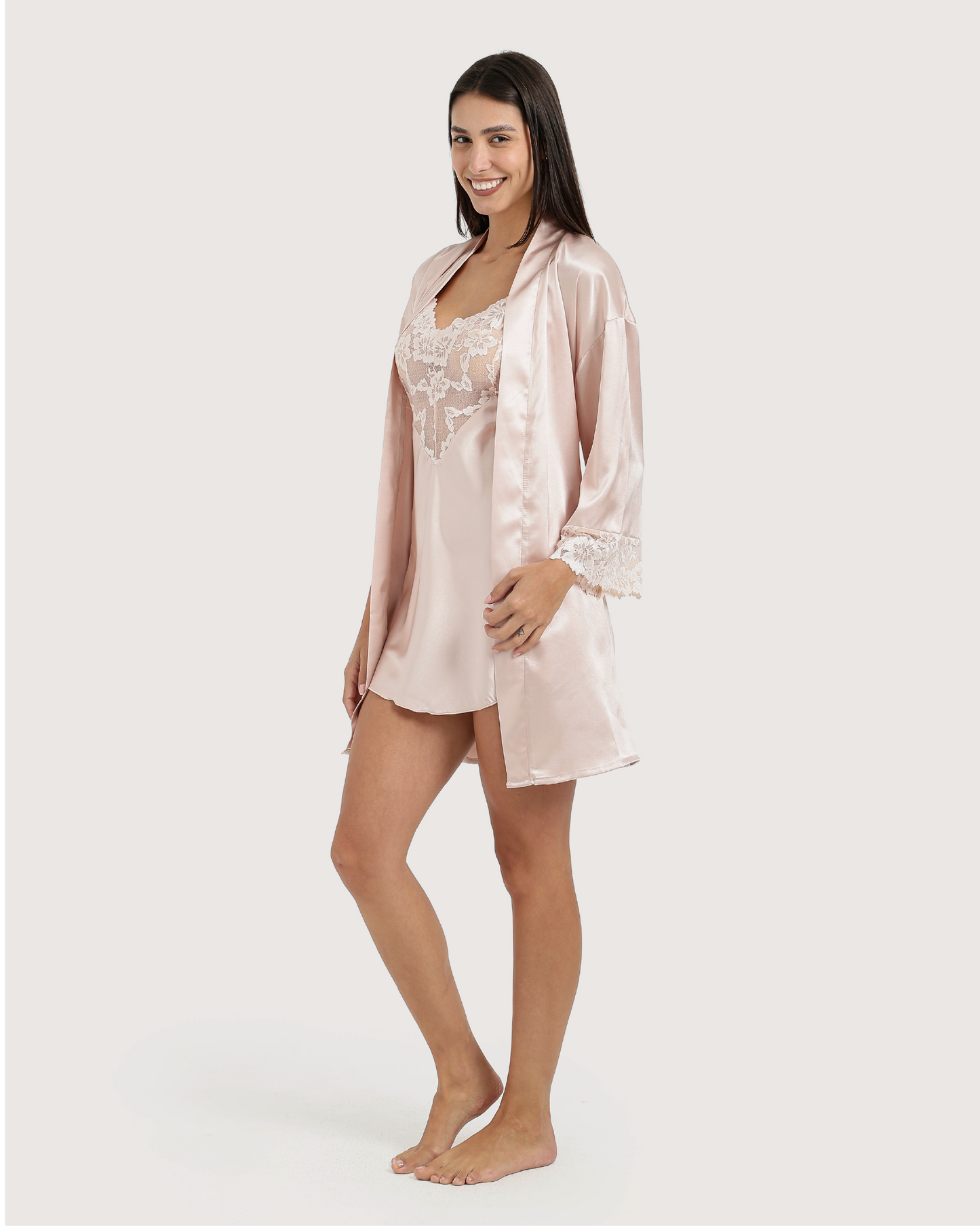 طقم ستان قميص قصير و روب