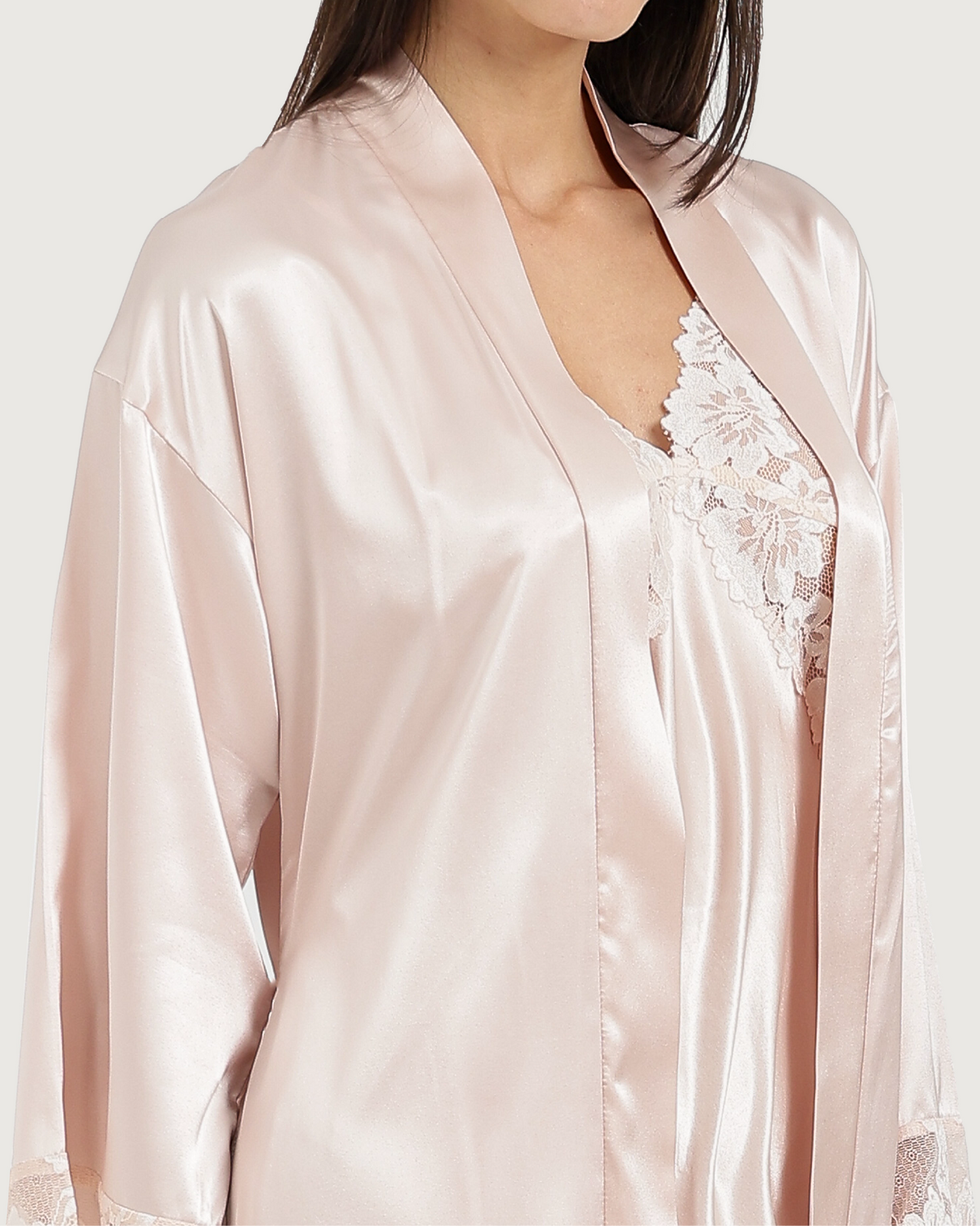 طقم ستان قميص طويل و روب