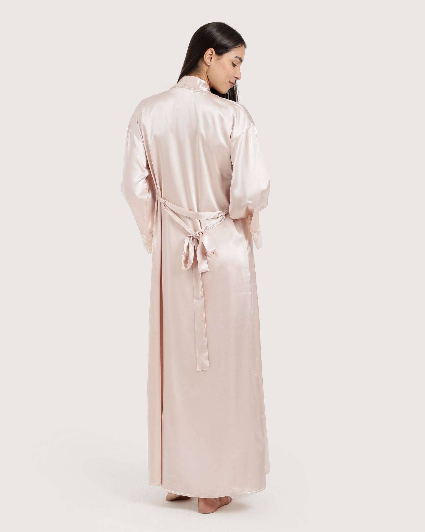 طقم ستان قميص طويل و روب