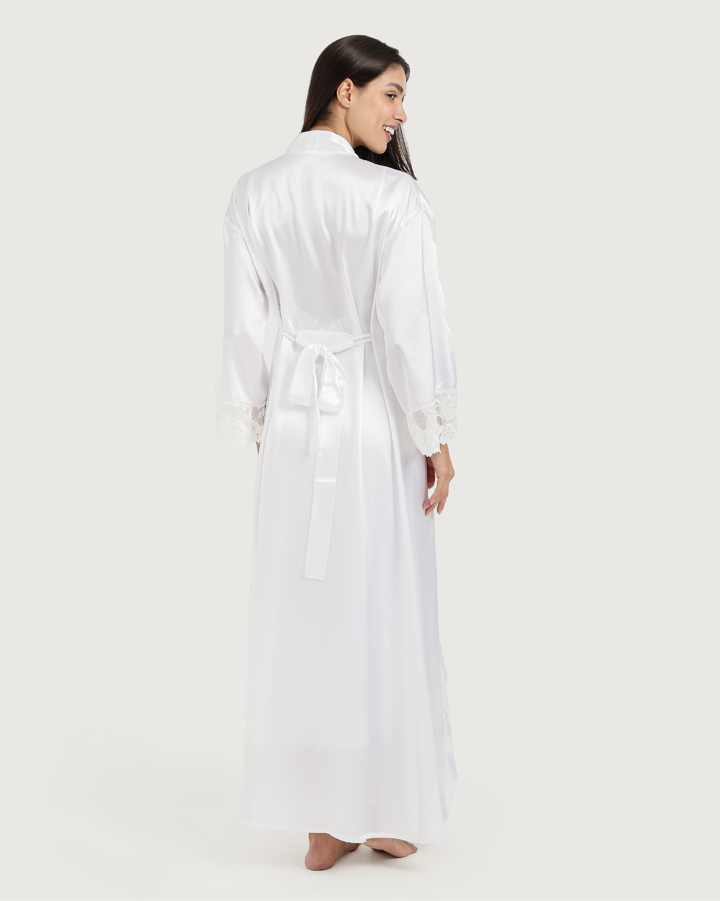 طقم ستان قميص طويل و روب