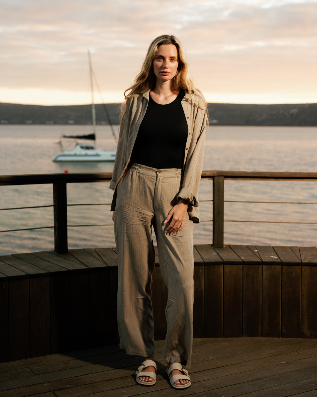 Soft striped set in black and olive