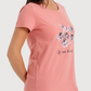 Chemise of a long female neck imprimé fleur on the poitrine