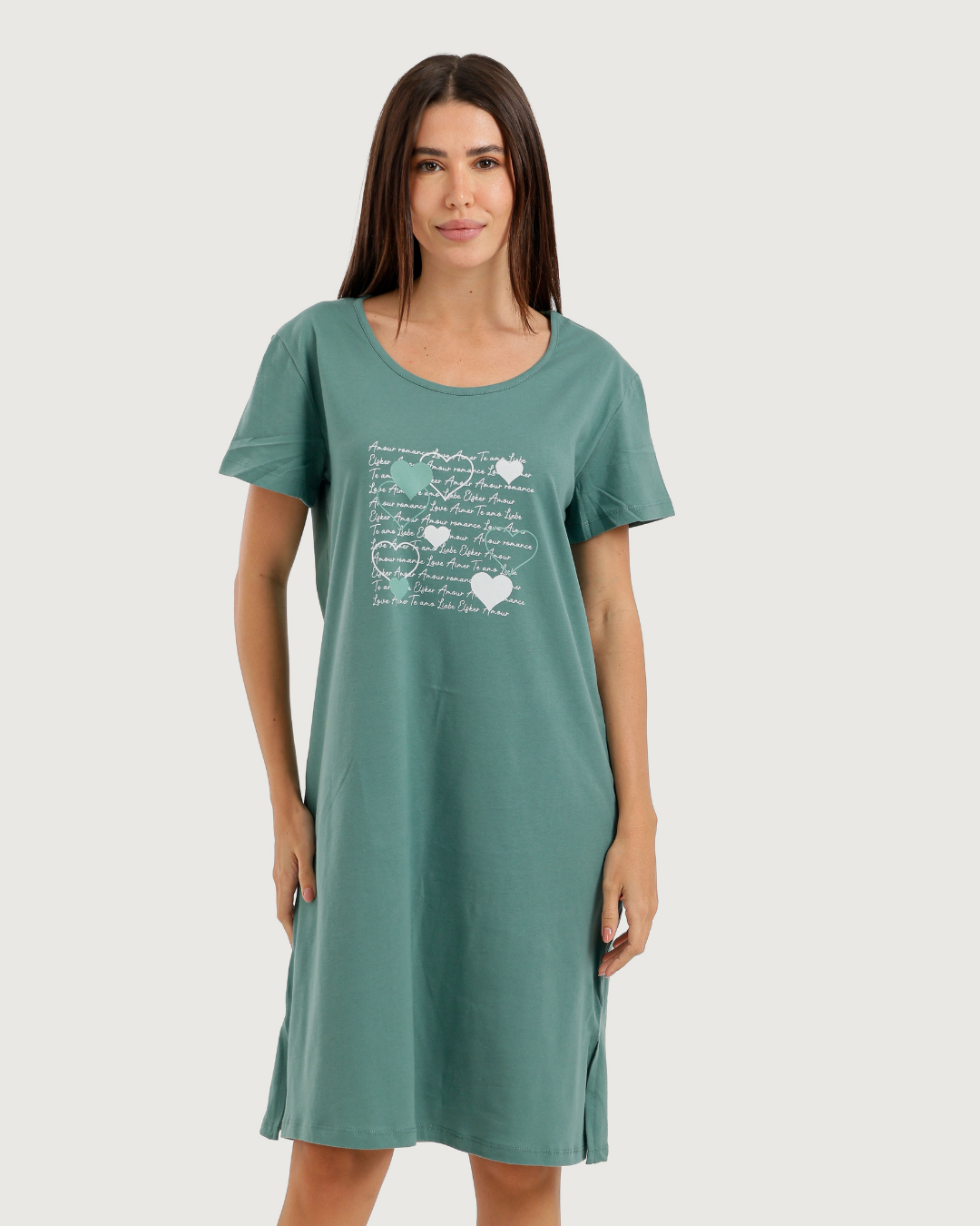 نايت شيرت حريمي قصير طباعة على الصدر