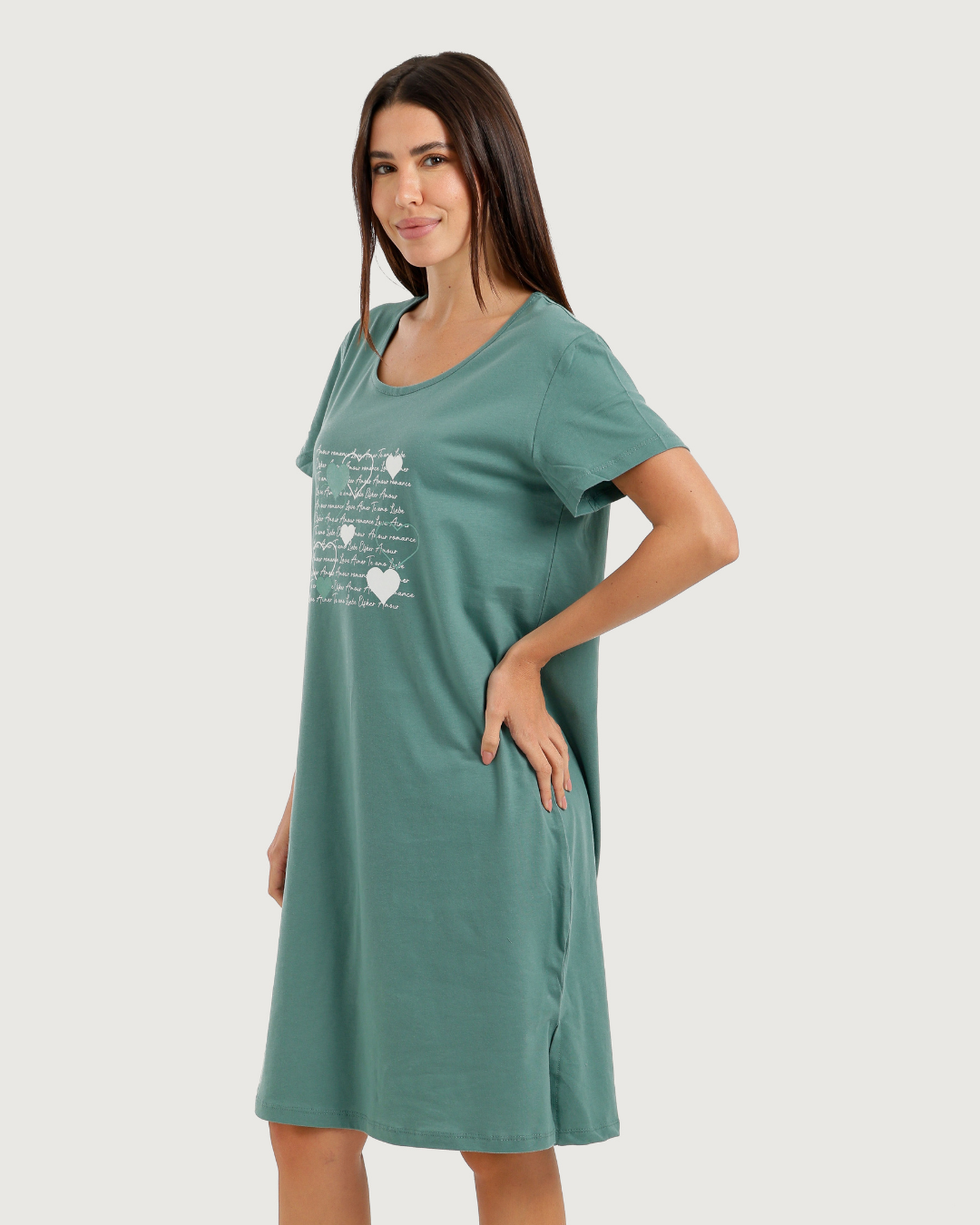 نايت شيرت حريمي قصير طباعة على الصدر