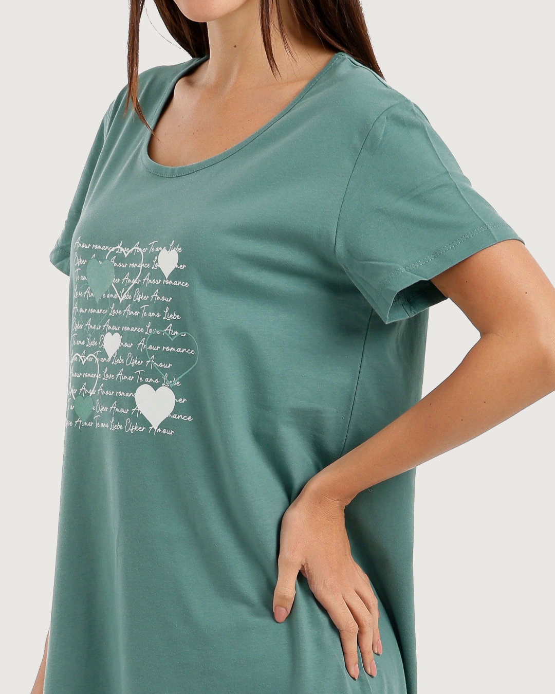 نايت شيرت حريمي قصير طباعة على الصدر