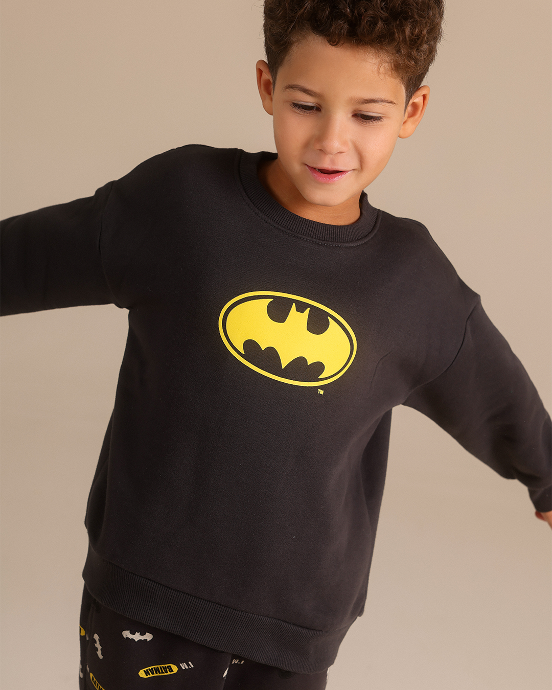 Batman crew-neck pajamas with printed pants