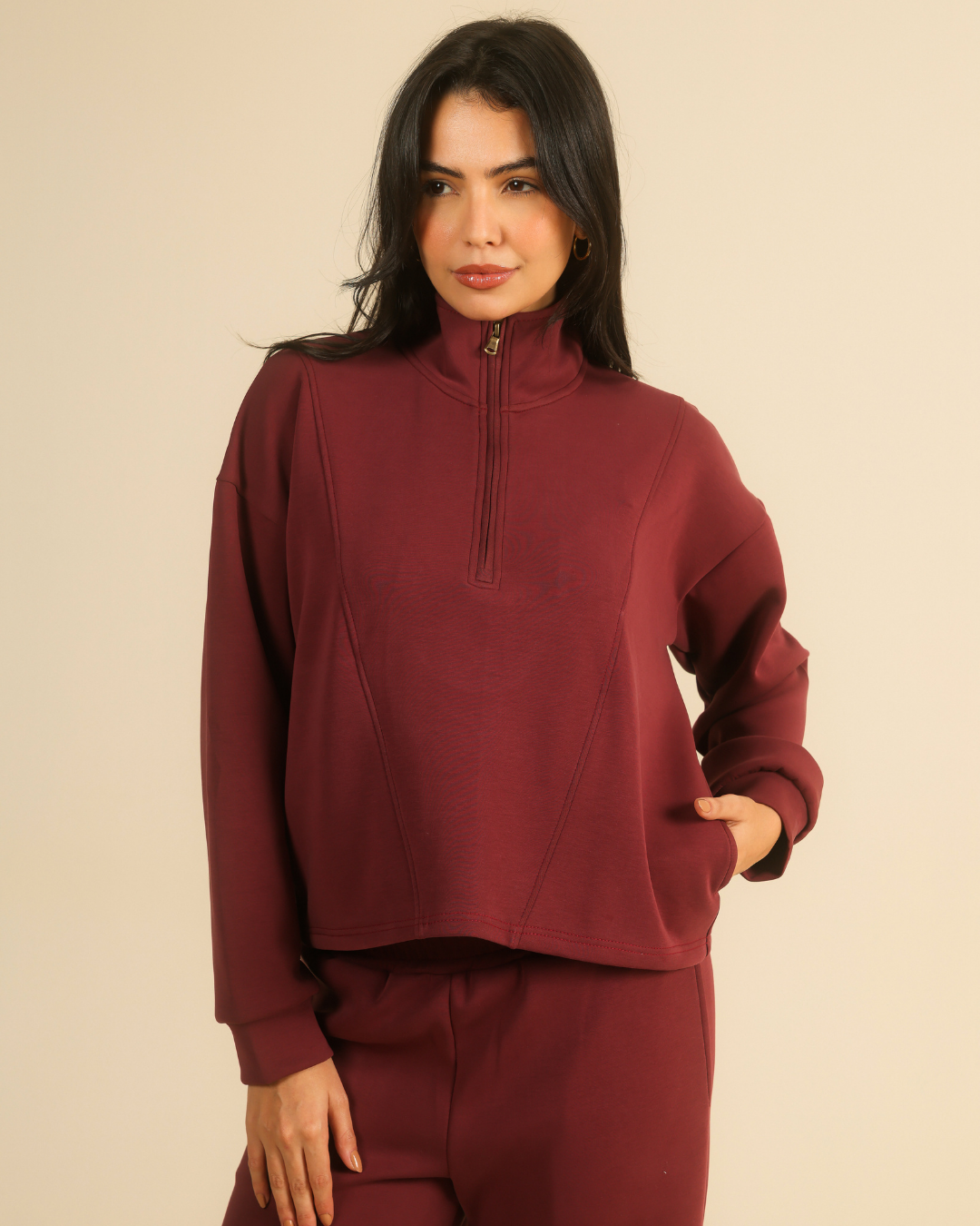 Enjoy winter outings in a soft women's set in dark colors
