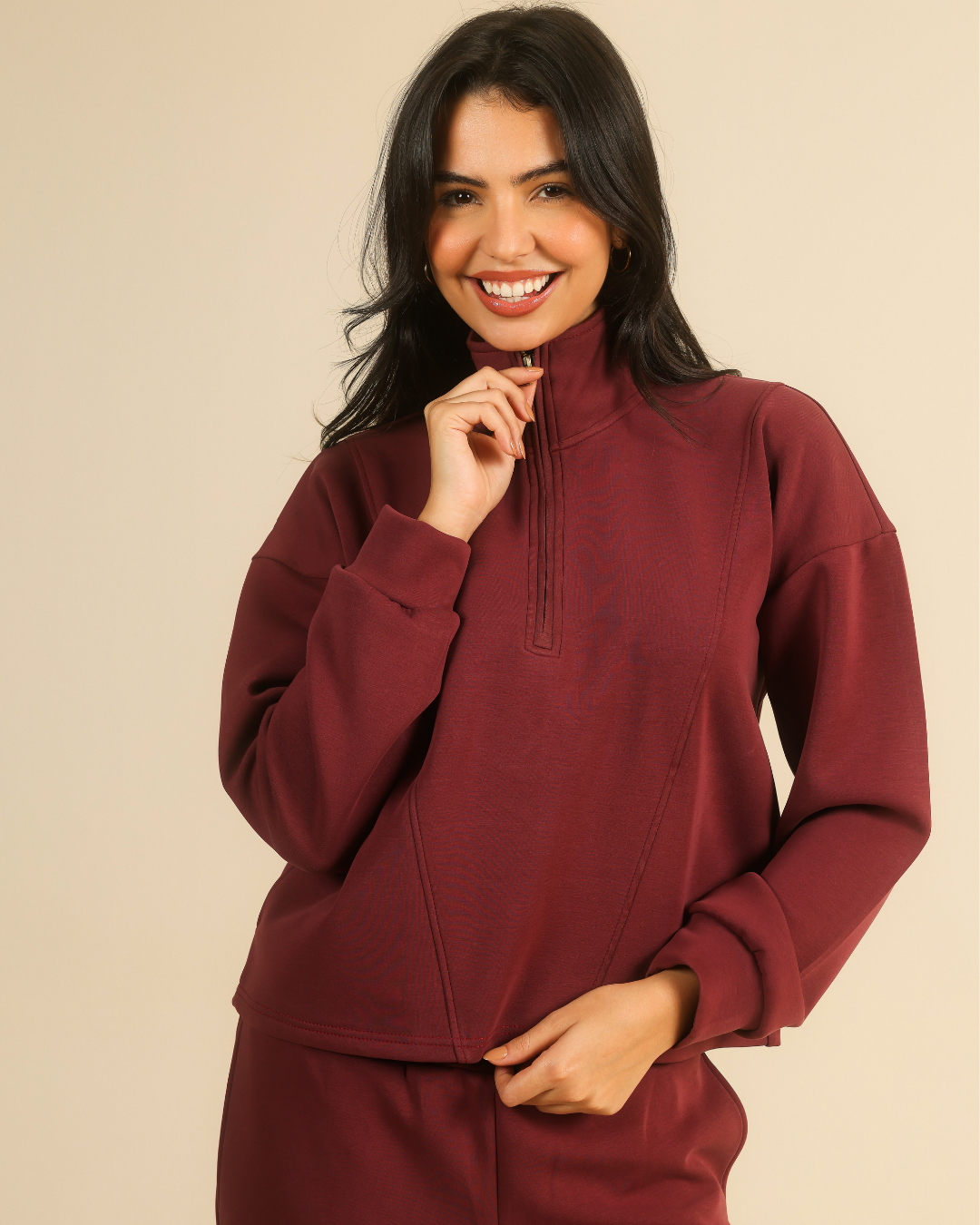 Enjoy winter outings in a soft women's set in dark colors