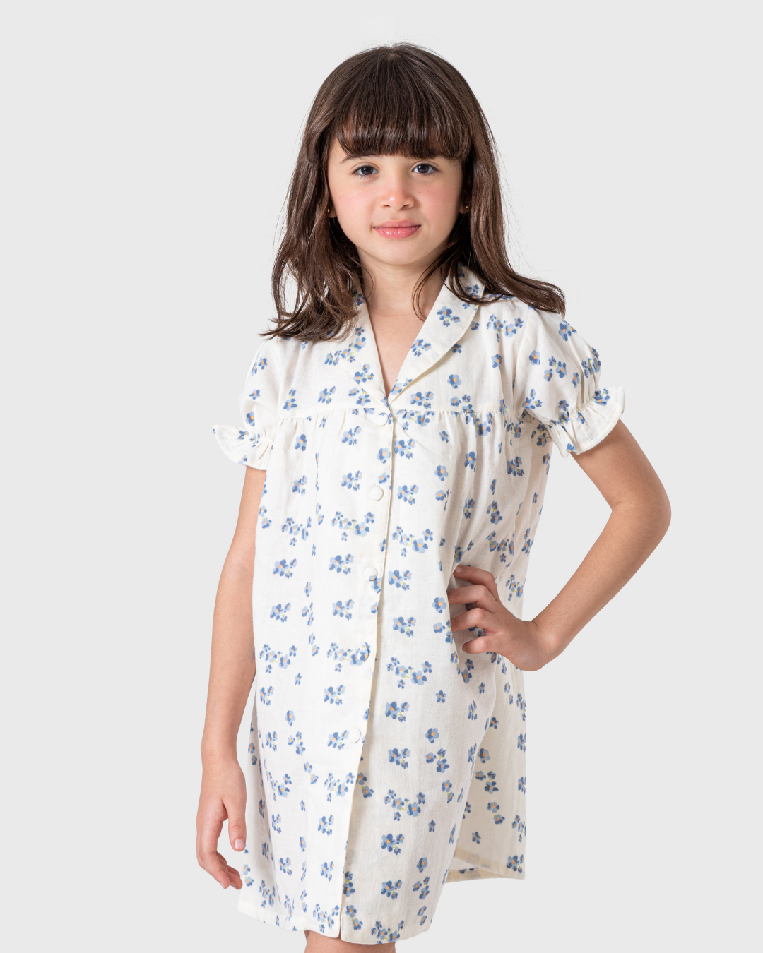 قميص نوم أنيق بألوان كريمية