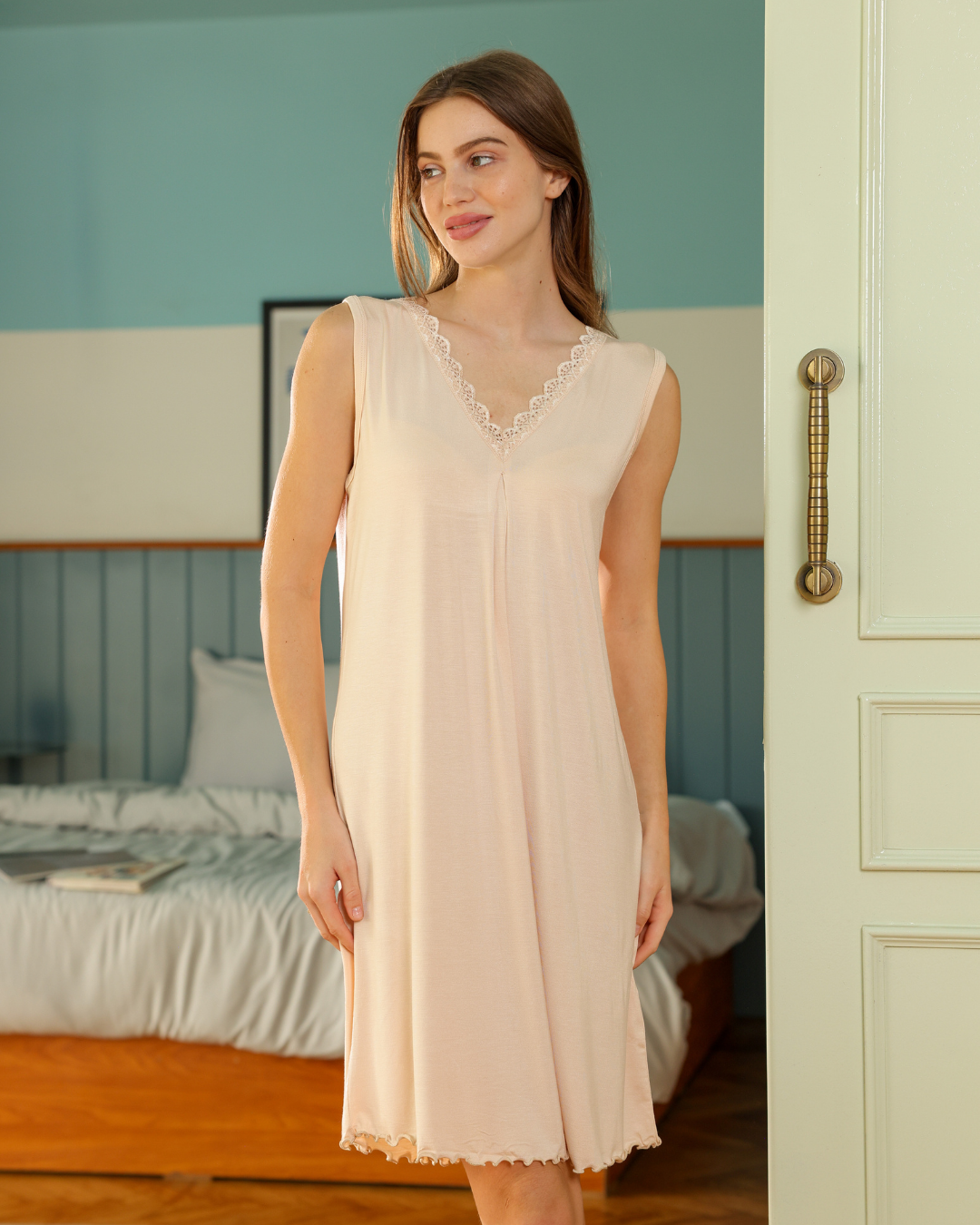 v قميص كت ساده