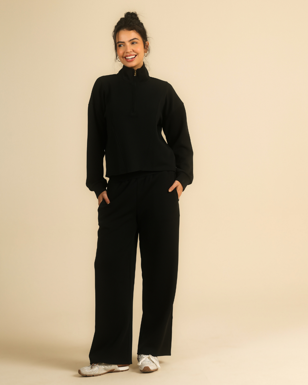 Enjoy winter outings in a soft women's set in dark colors