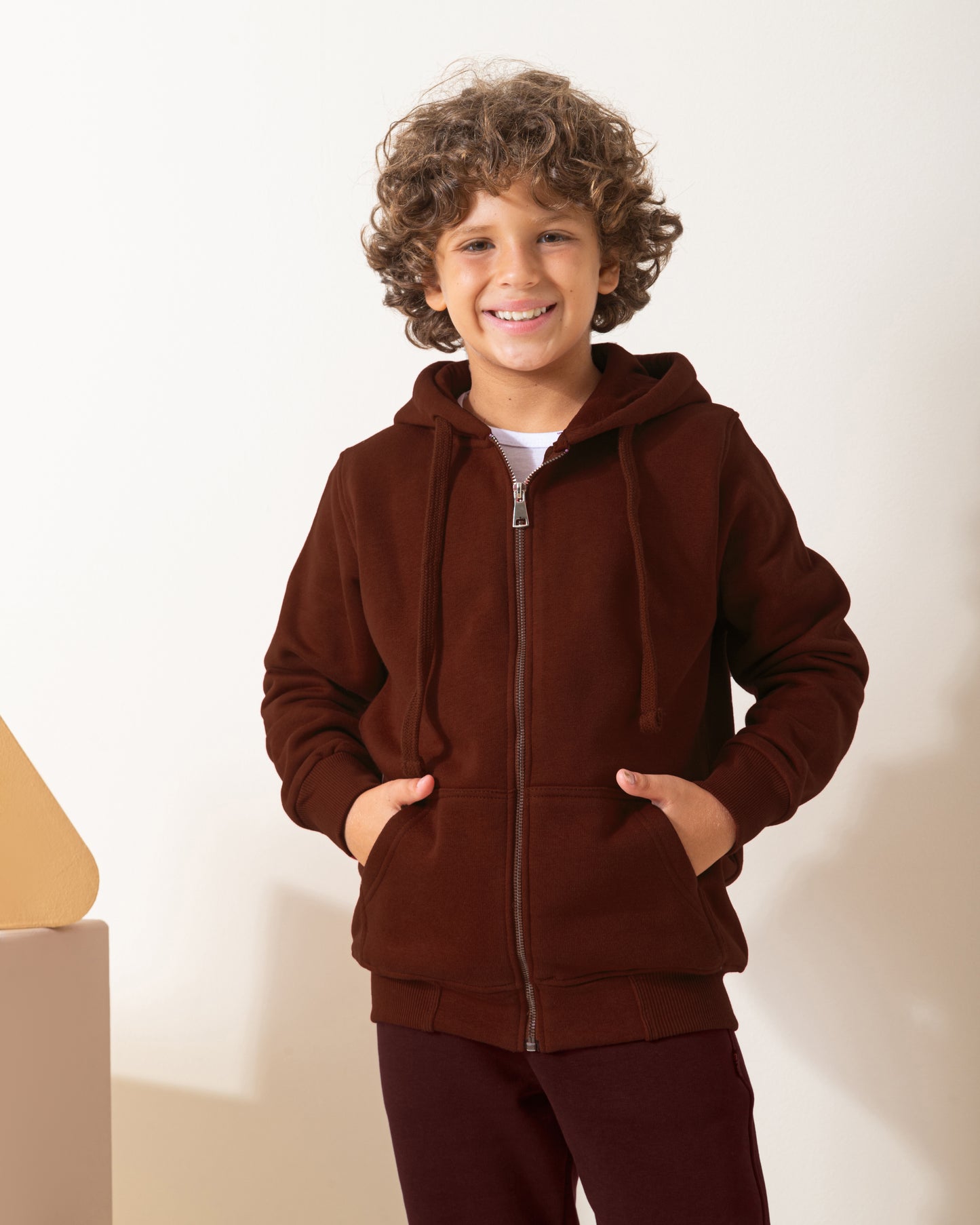 سويت شيرت بسوستة وكابشون تو اس