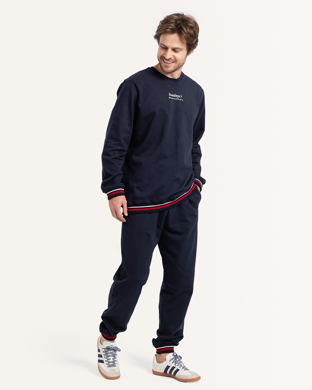 بيجاما بكم و بنطلون ايام الاحد