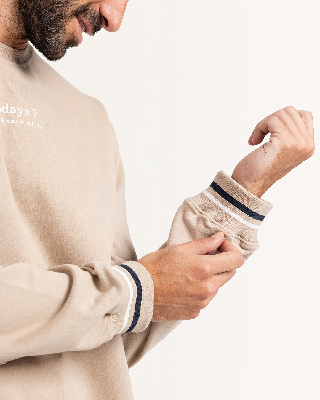 بيجاما بكم و بنطلون ايام الاحد