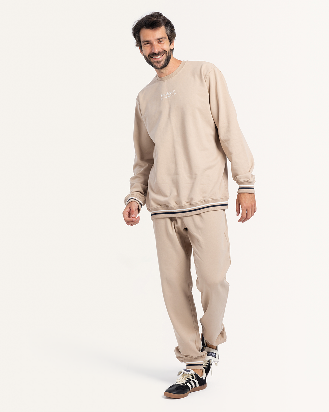 بيجاما بكم و بنطلون ايام الاحد