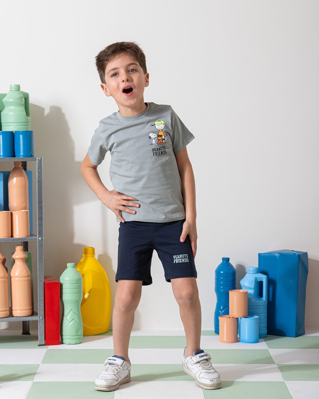 MARVY Peanuts Friends بيجامة اولادي وسط فضي