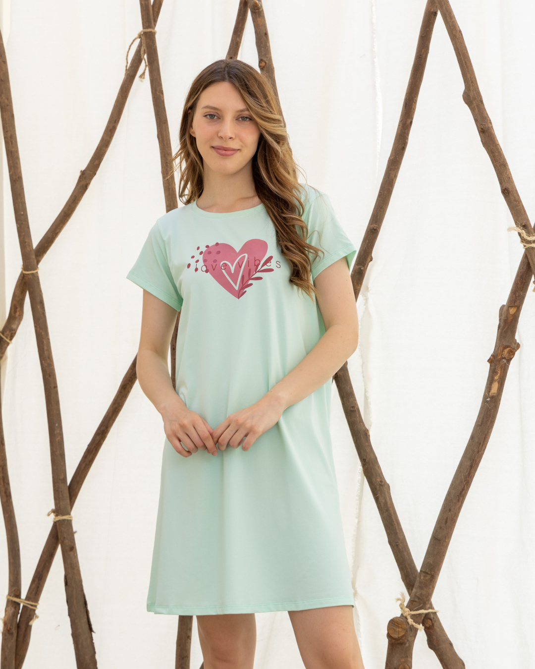 Love vibes cash for women