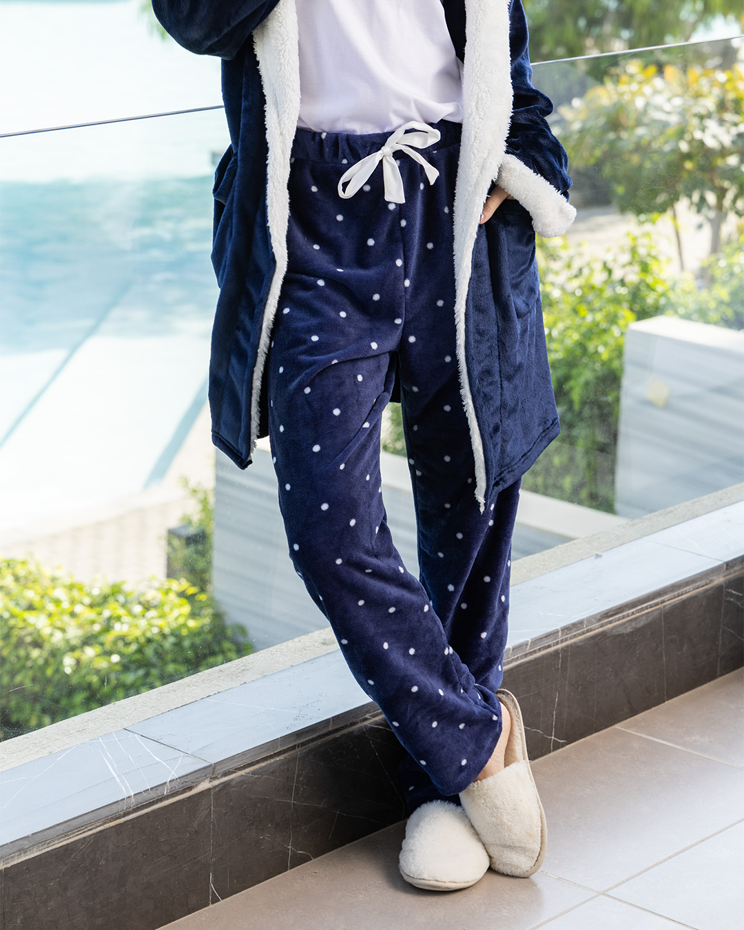 Women's winter trousers with dotted drawstring