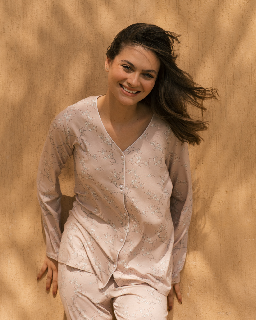 بيجامه حريمي ليكرا بايوت بمرد طويل ليزريه بكم وبنطلون