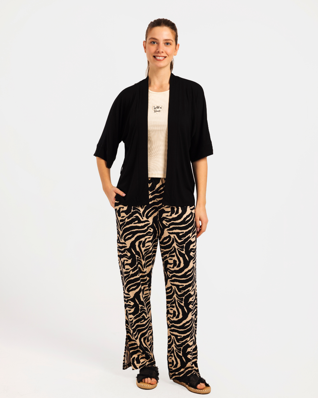 بيجاما حريمي 3 قطه بطبعه تايجر