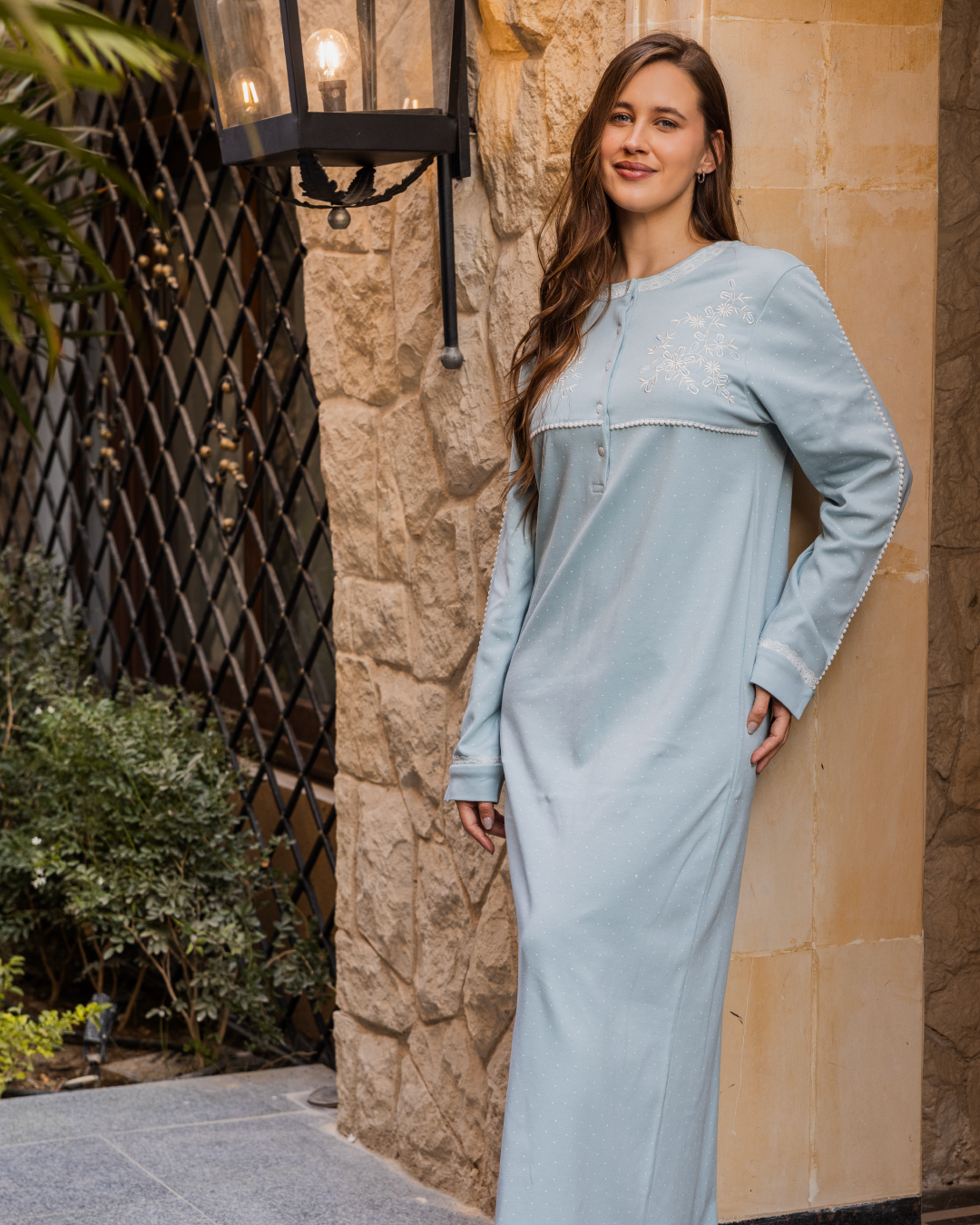 Women's long shirt with rose embroidery