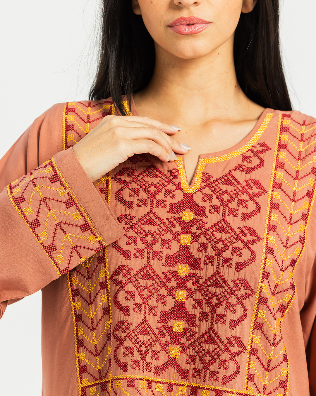 2 قميص فسكوز سادة مطرز بكم