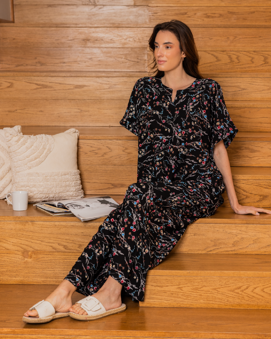 136 قميص فسكوز نص كم مشجر