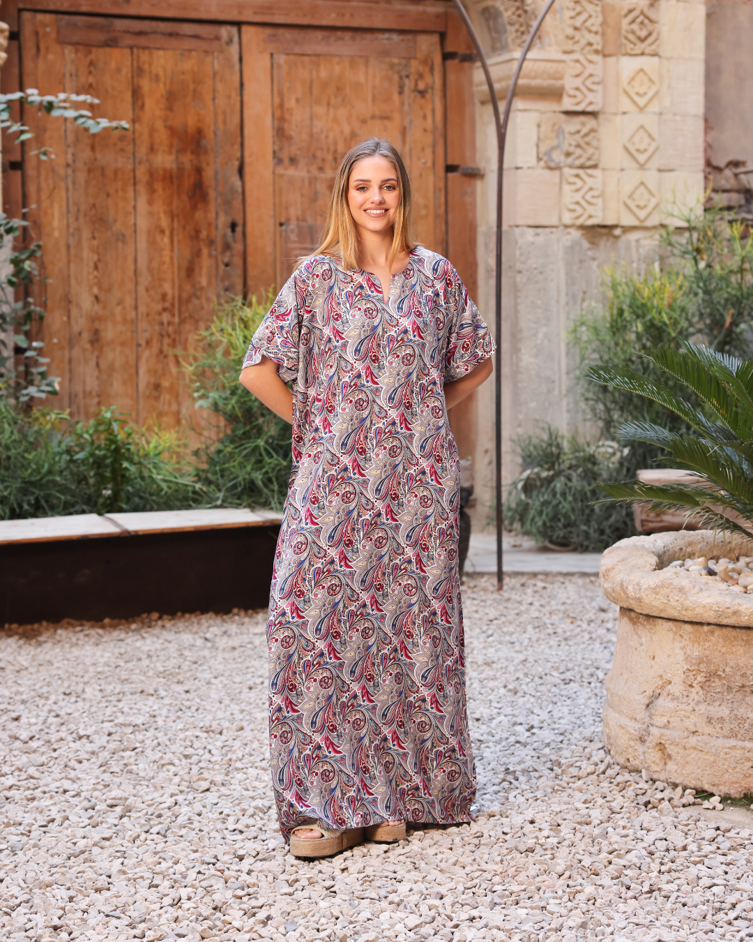 149 قميص فسكوز نص كم مشجر