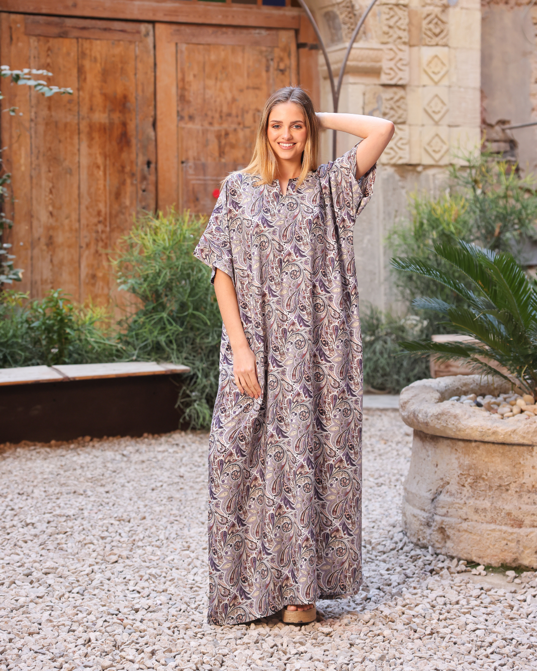 149 قميص فسكوز نص كم مشجر