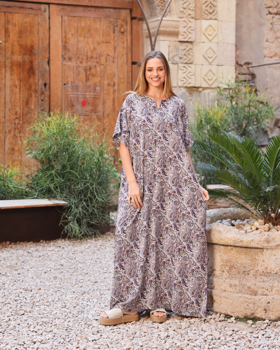 149 قميص فسكوز نص كم مشجر