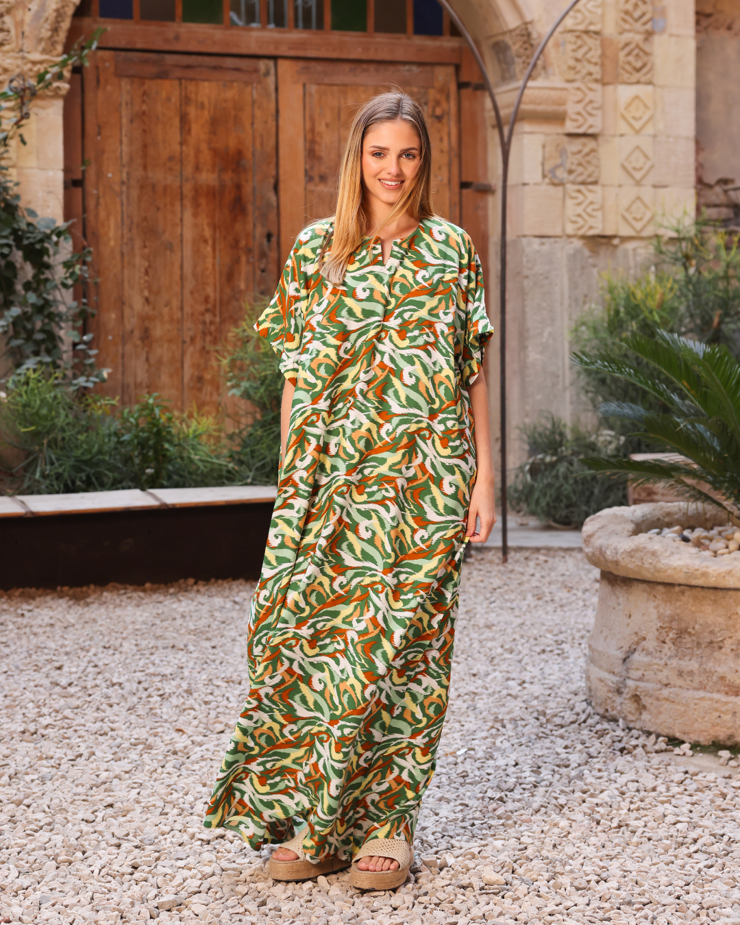 قميص نص كم مشجر نقشات عشوائية