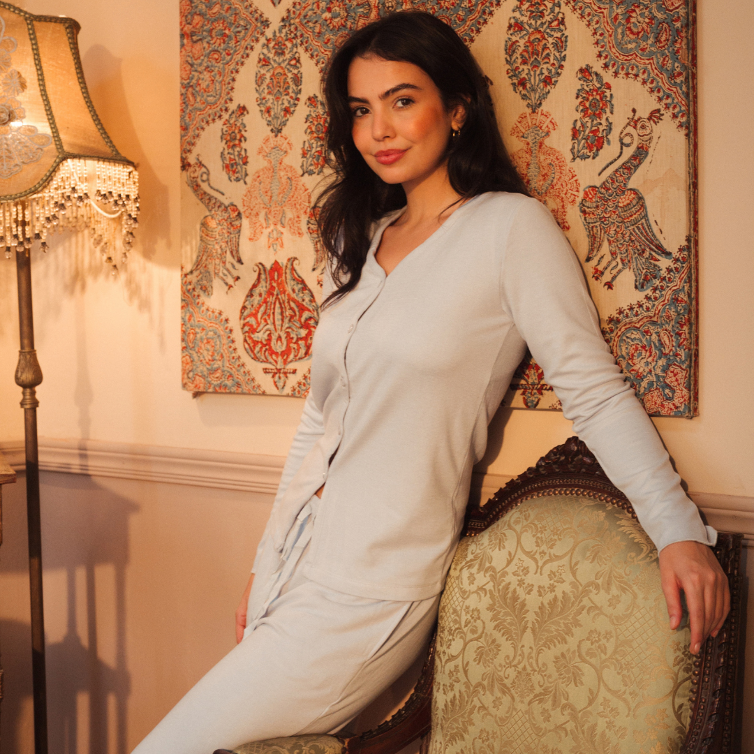 Women luxurious set in dusty colors