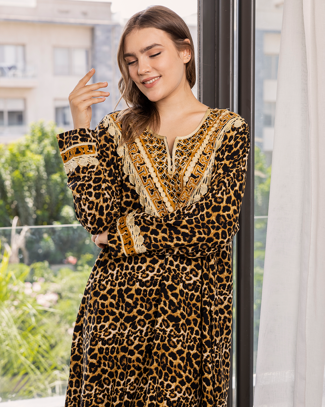 15 viscose shirt with embroidered floral sleeves