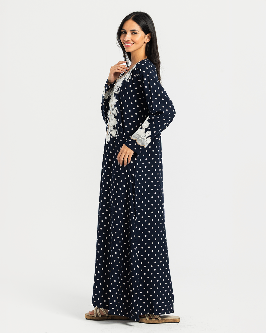 19 قميص فسكوز كم مشجر مطرز