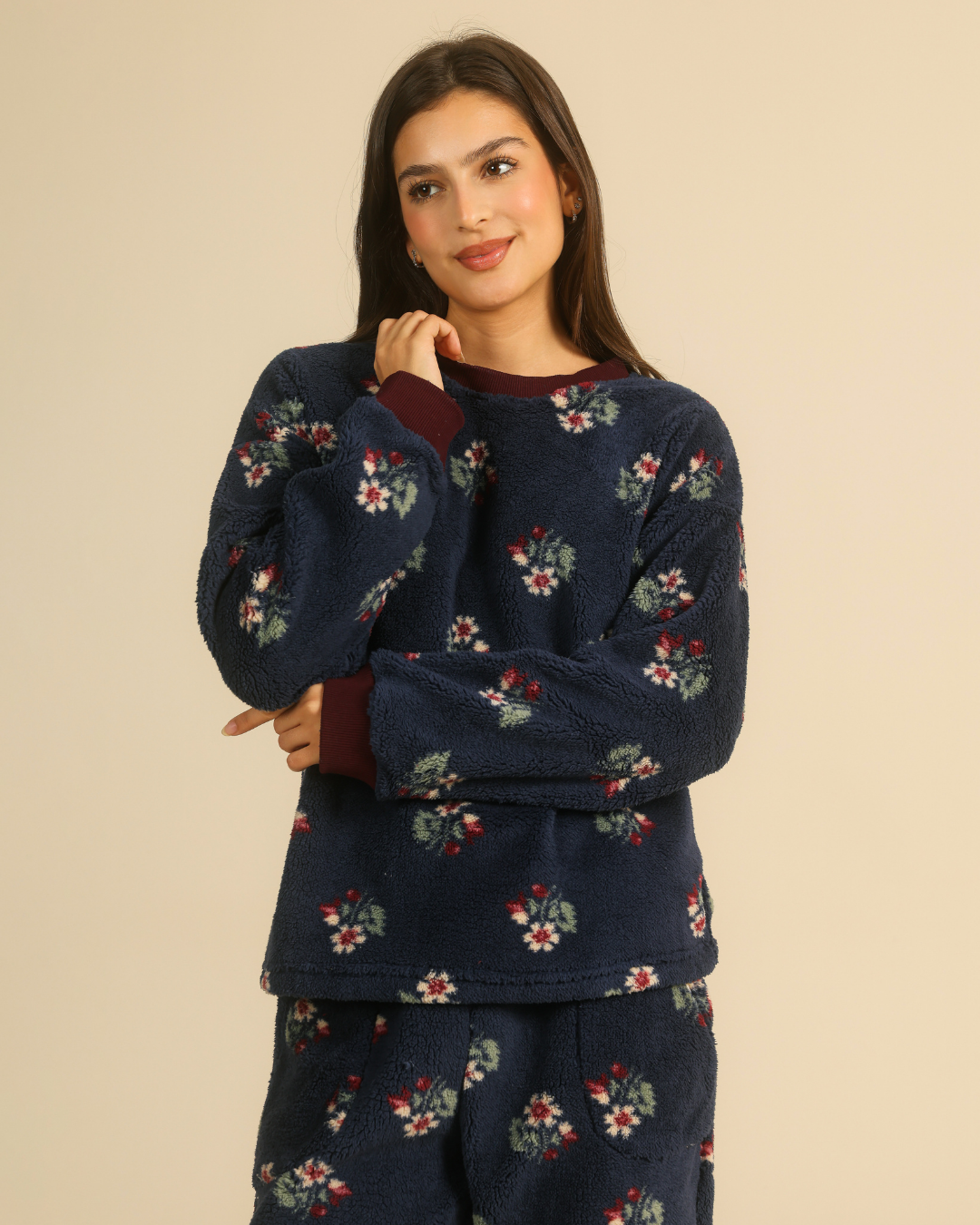 Women pajama set in vintage flower