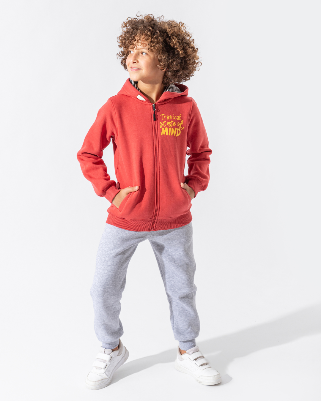 Tropical car State  بيجامه اولادي  اولادي وسط