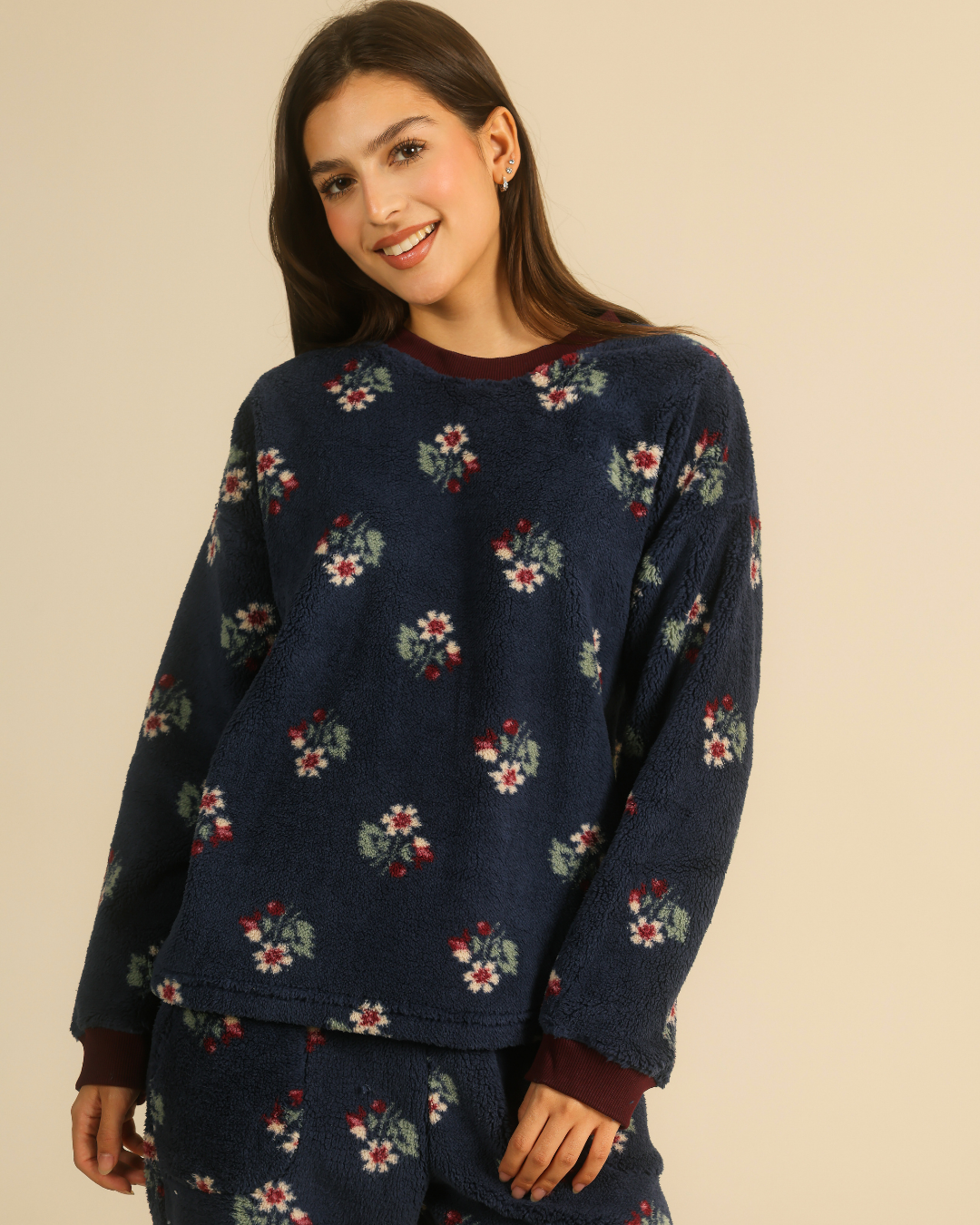 Women pajama set in vintage flower