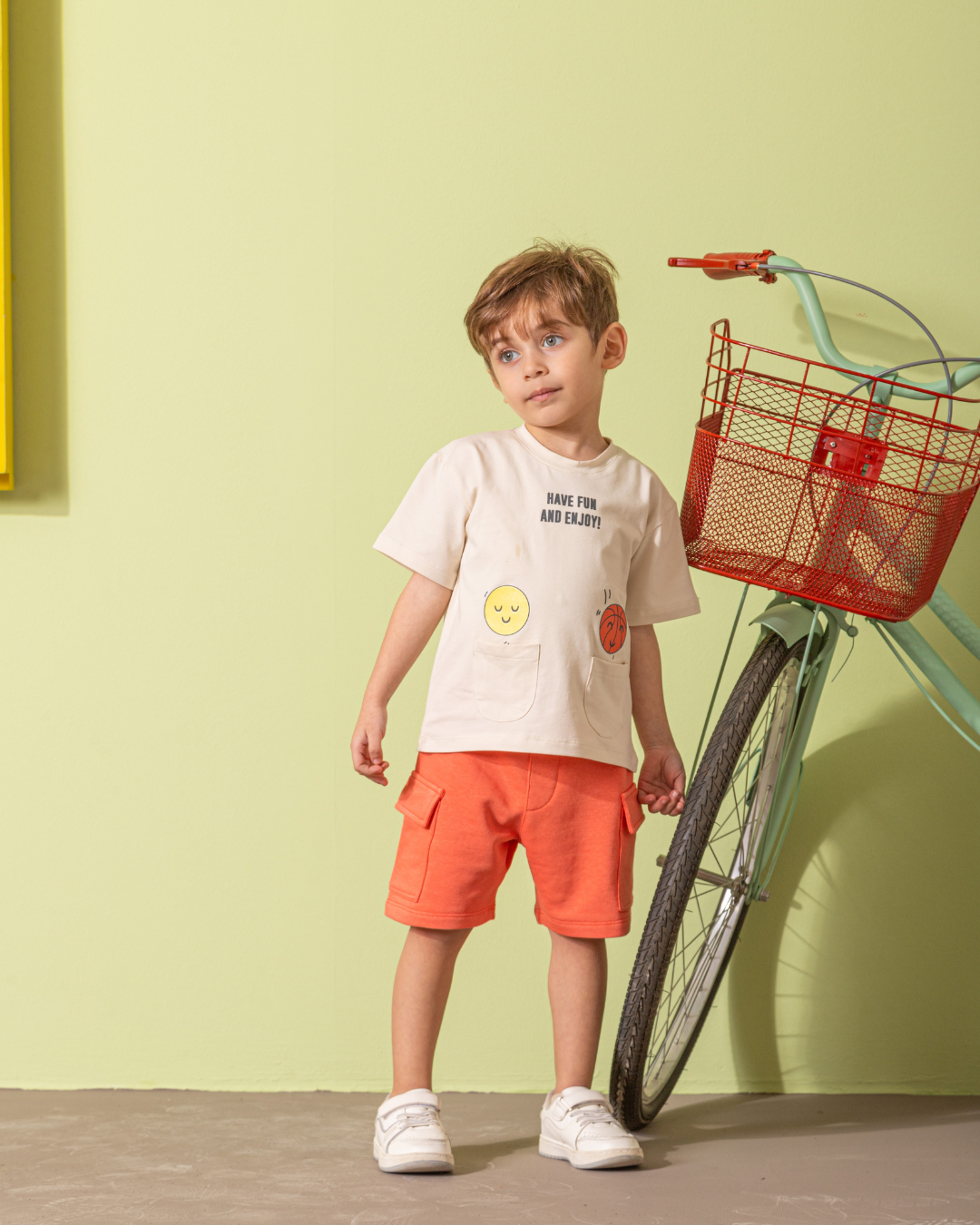 Have Fun And Enjoy بيجامه اولادي وسط