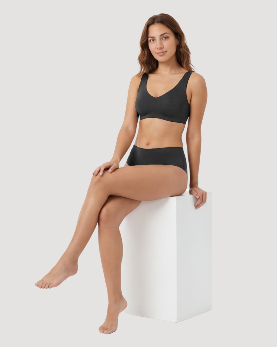 Seamless high Cut Brief