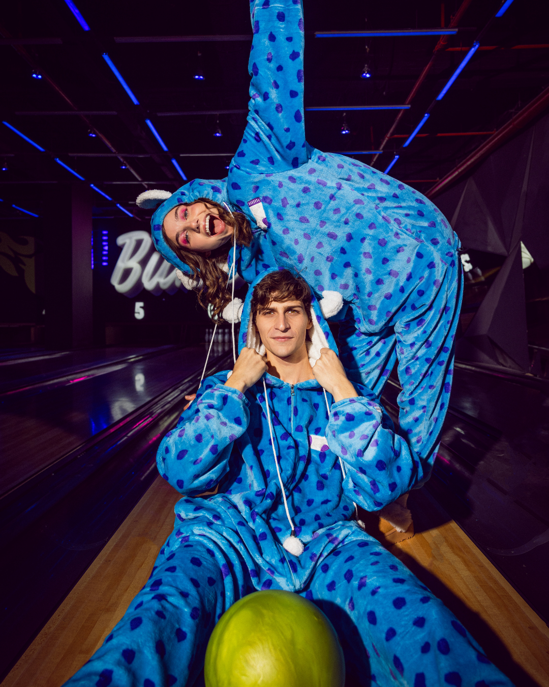 سالوبيت كبار كُم طويل شخصيات كارتون