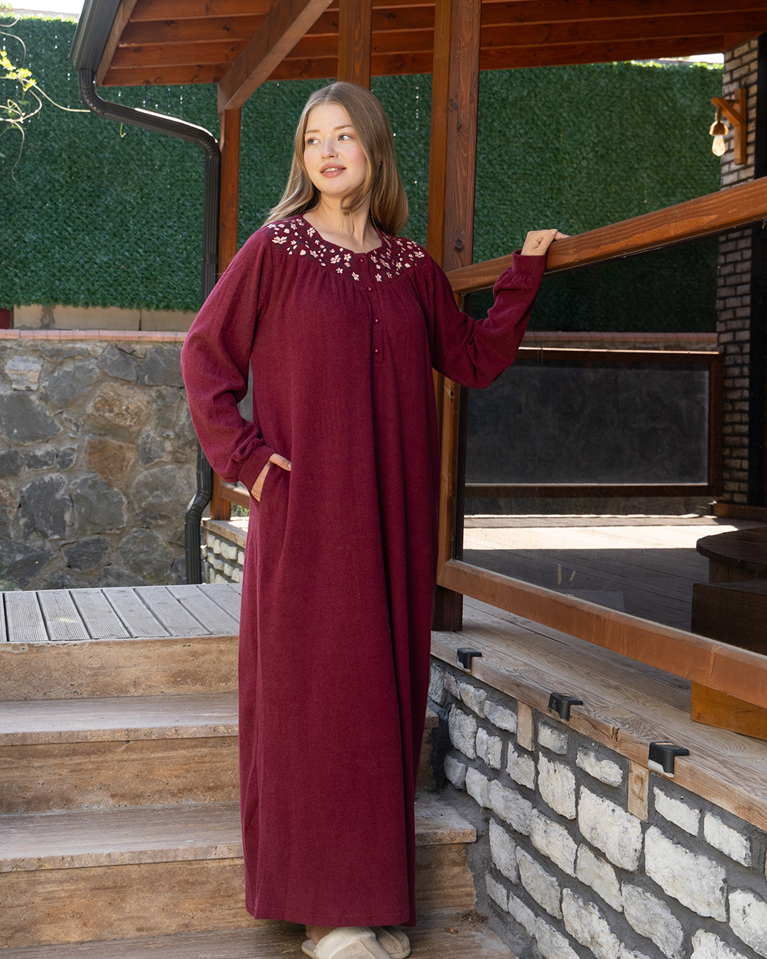 Flowers Embroidery Women's Long Sleeve Jalabiya