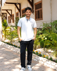 Fre50 pajamas Men's text, how many collar and trousers