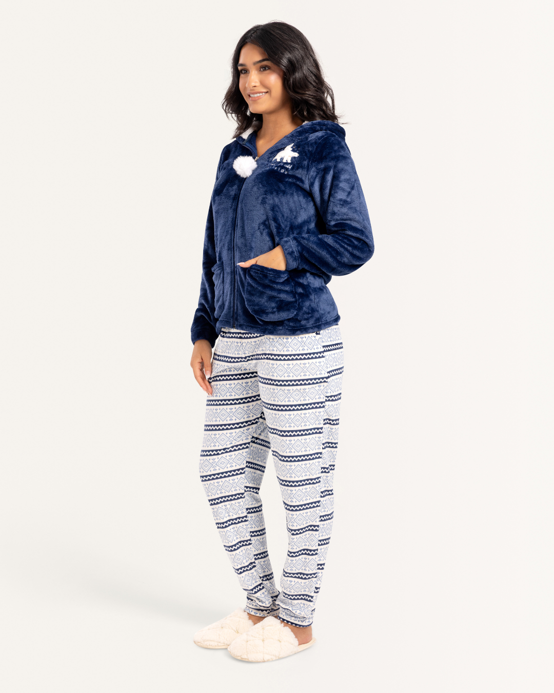 Baby it's cold outside بيجاما حريمي جاكت