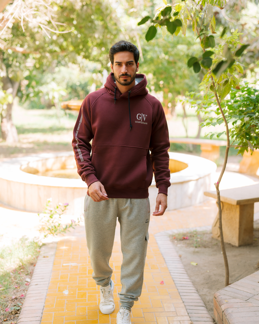 G/V GALVANI EXCHANGE Men's hooded pajama with pockets and chest print