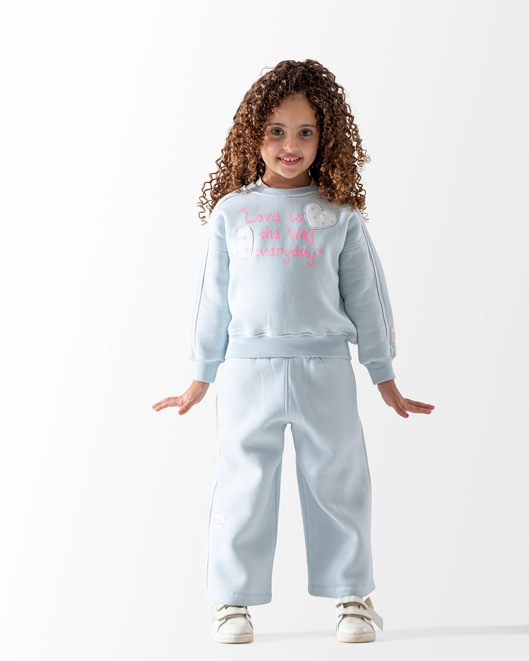 Ensemble for children and children, the love is the voice