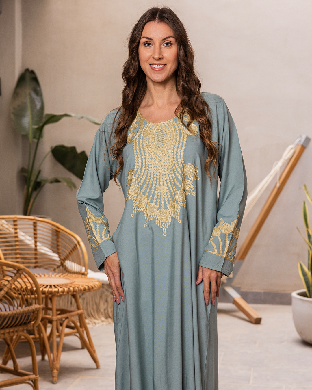 3  قميص داكرون سادة مطرز بكم