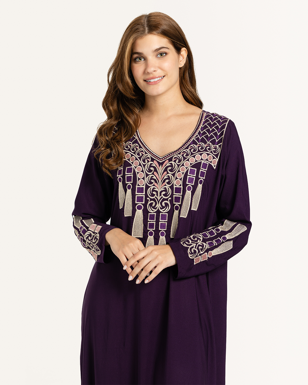 4 قميص داكرون سادة مطرز بكم